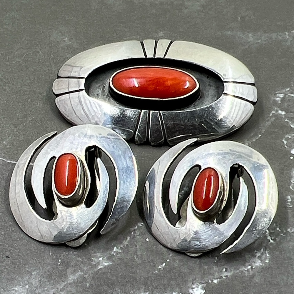 Vintage Native Navajo Sterling Spiny Oyster Pin Brooch & Earrings